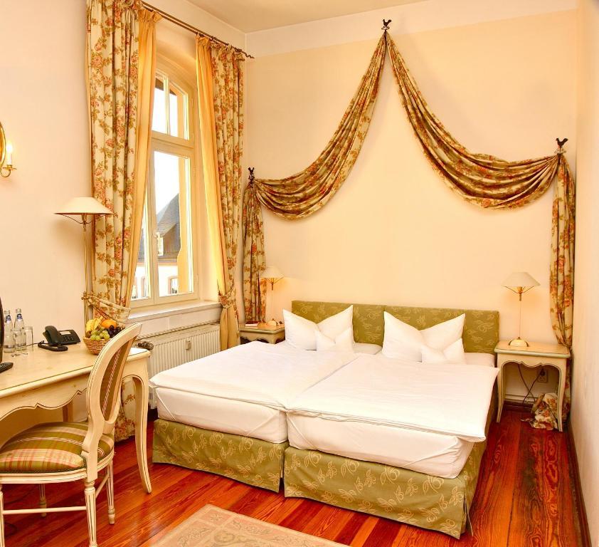 Hotel Graf von Mansfeld Lutherstadt Eisleben Kamer foto