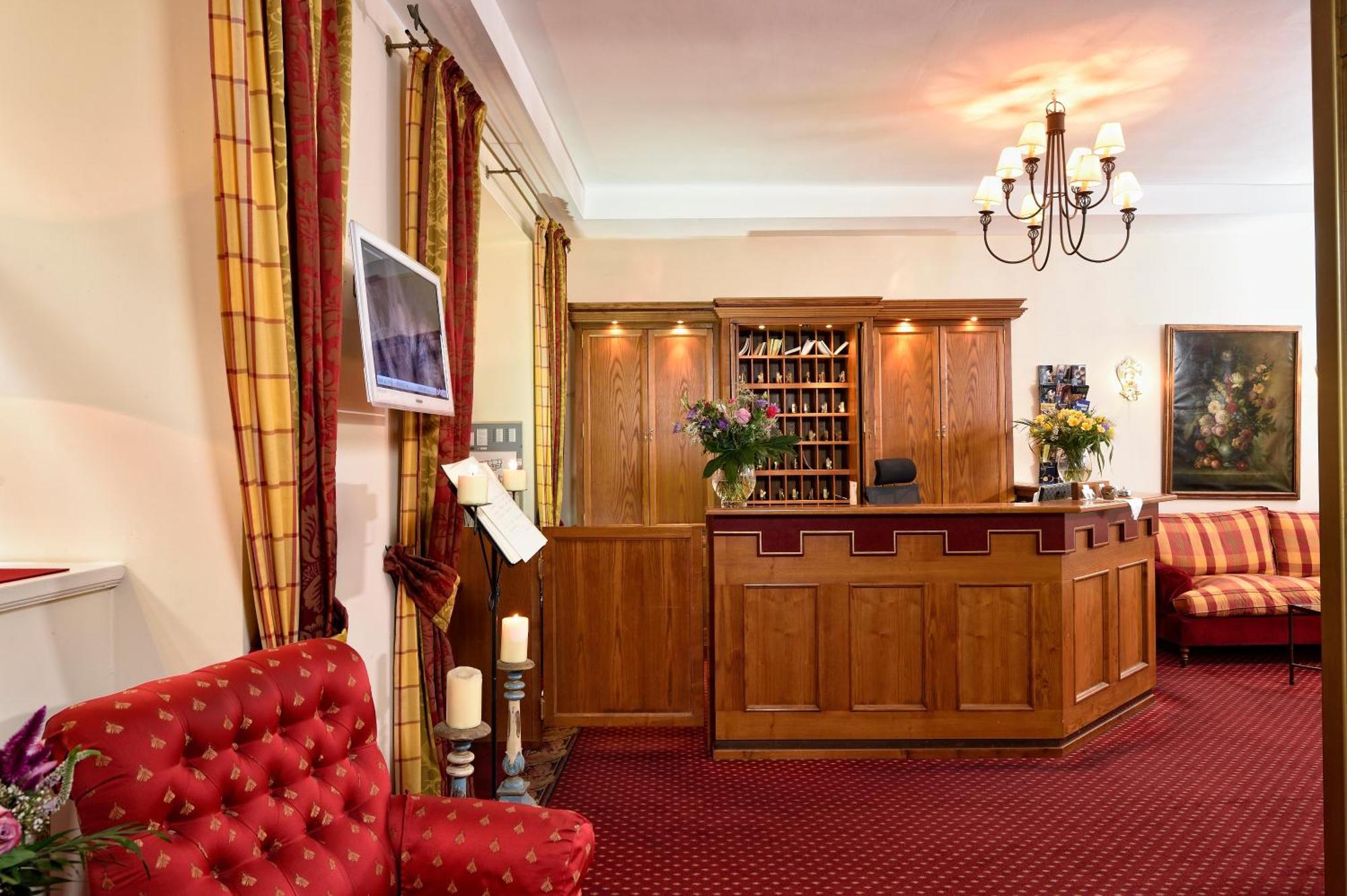 Hotel Graf von Mansfeld Lutherstadt Eisleben Buitenkant foto