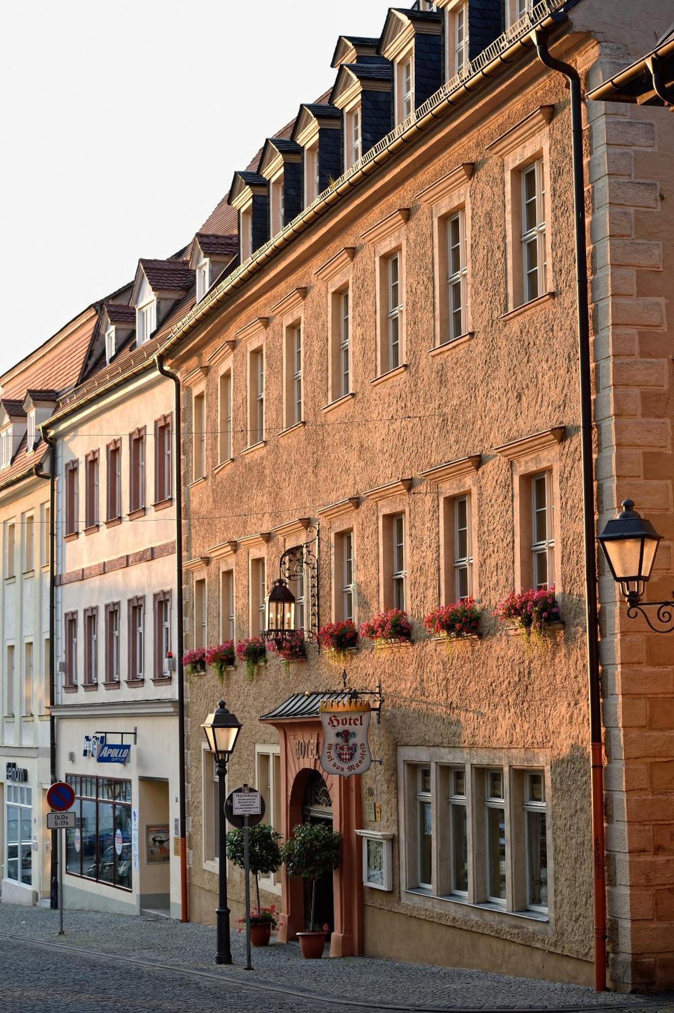 Hotel Graf von Mansfeld Lutherstadt Eisleben Buitenkant foto
