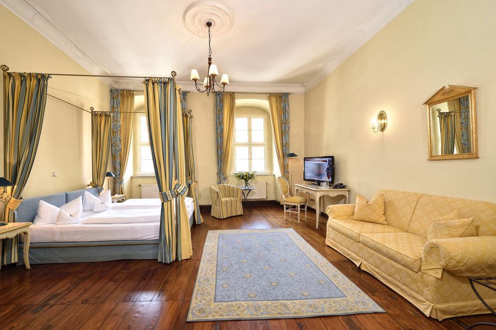 Hotel Graf von Mansfeld Lutherstadt Eisleben Buitenkant foto
